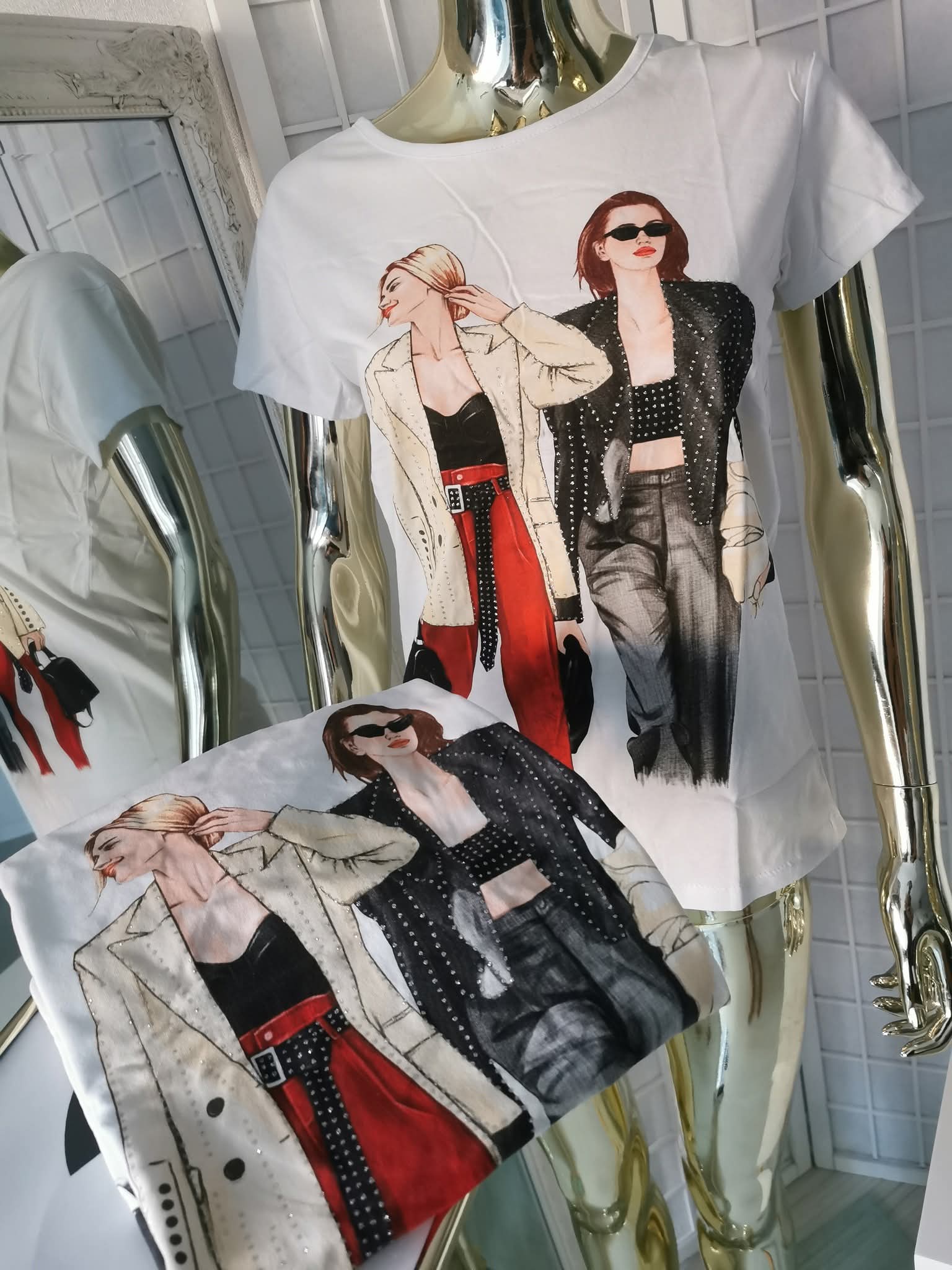 Moteriški marškinėliai su moters printu