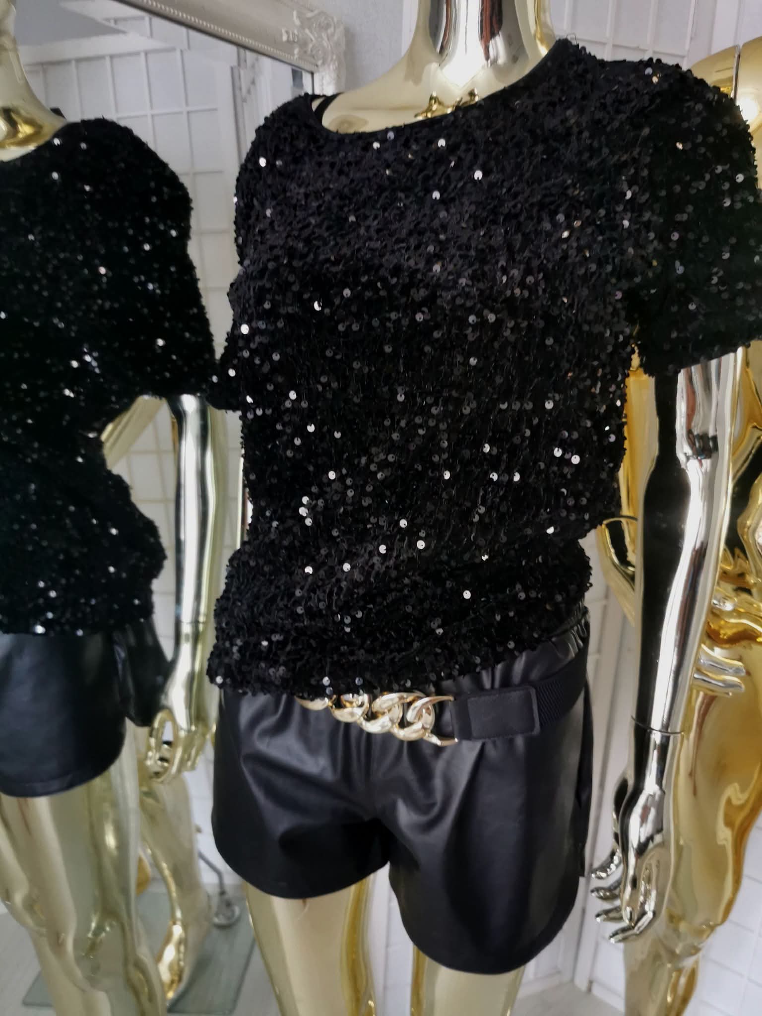 L dydžio juoda blizgi Vero moda palaidinė