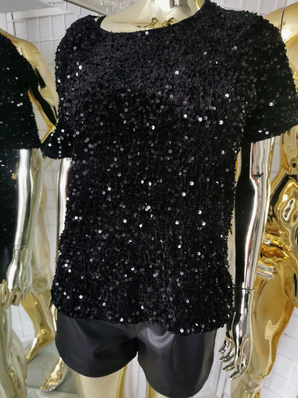 L dydžio juoda blizgi Vero moda palaidinė