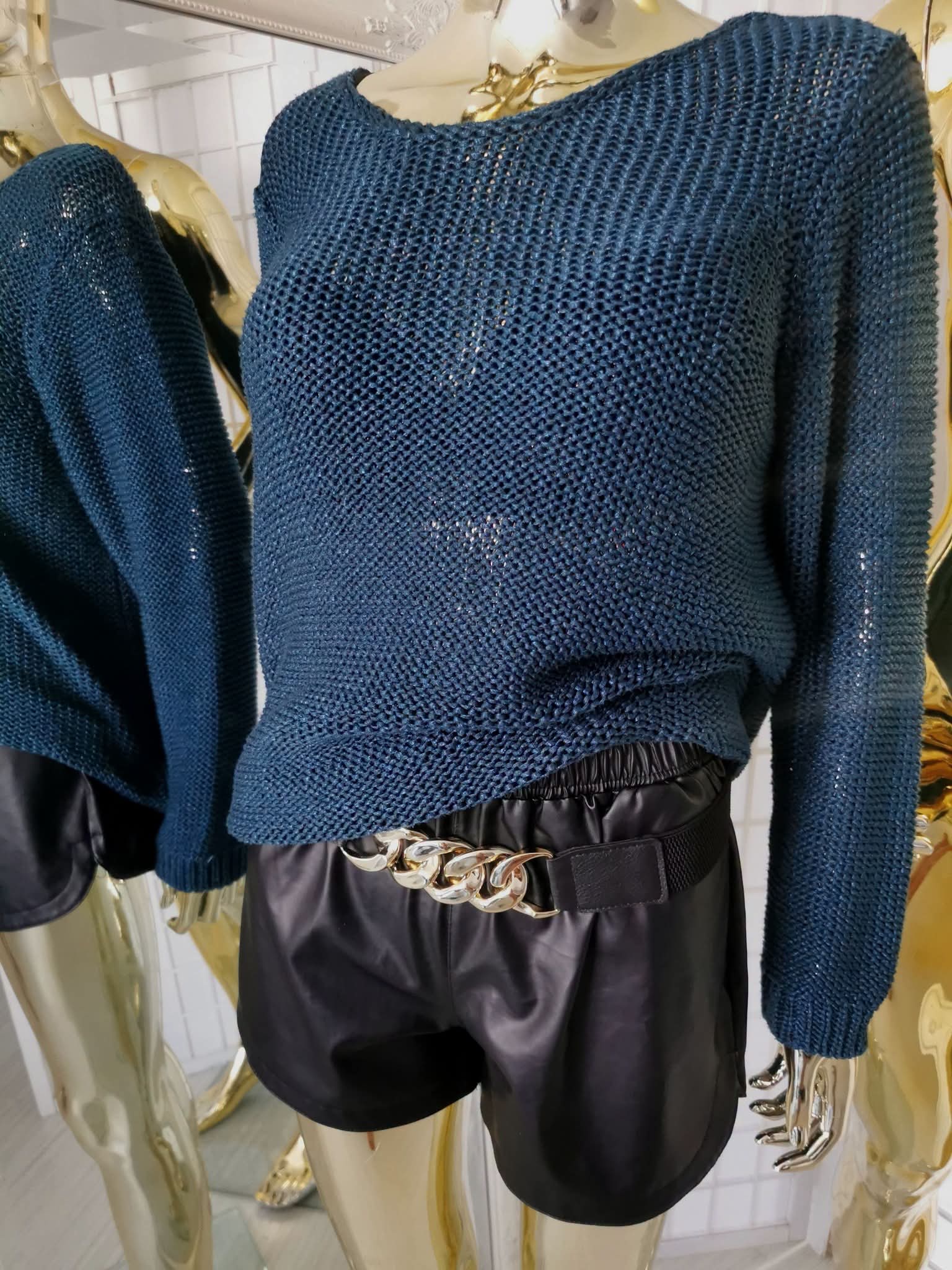 2XL dydžio elektrinės spalvos megztinis
