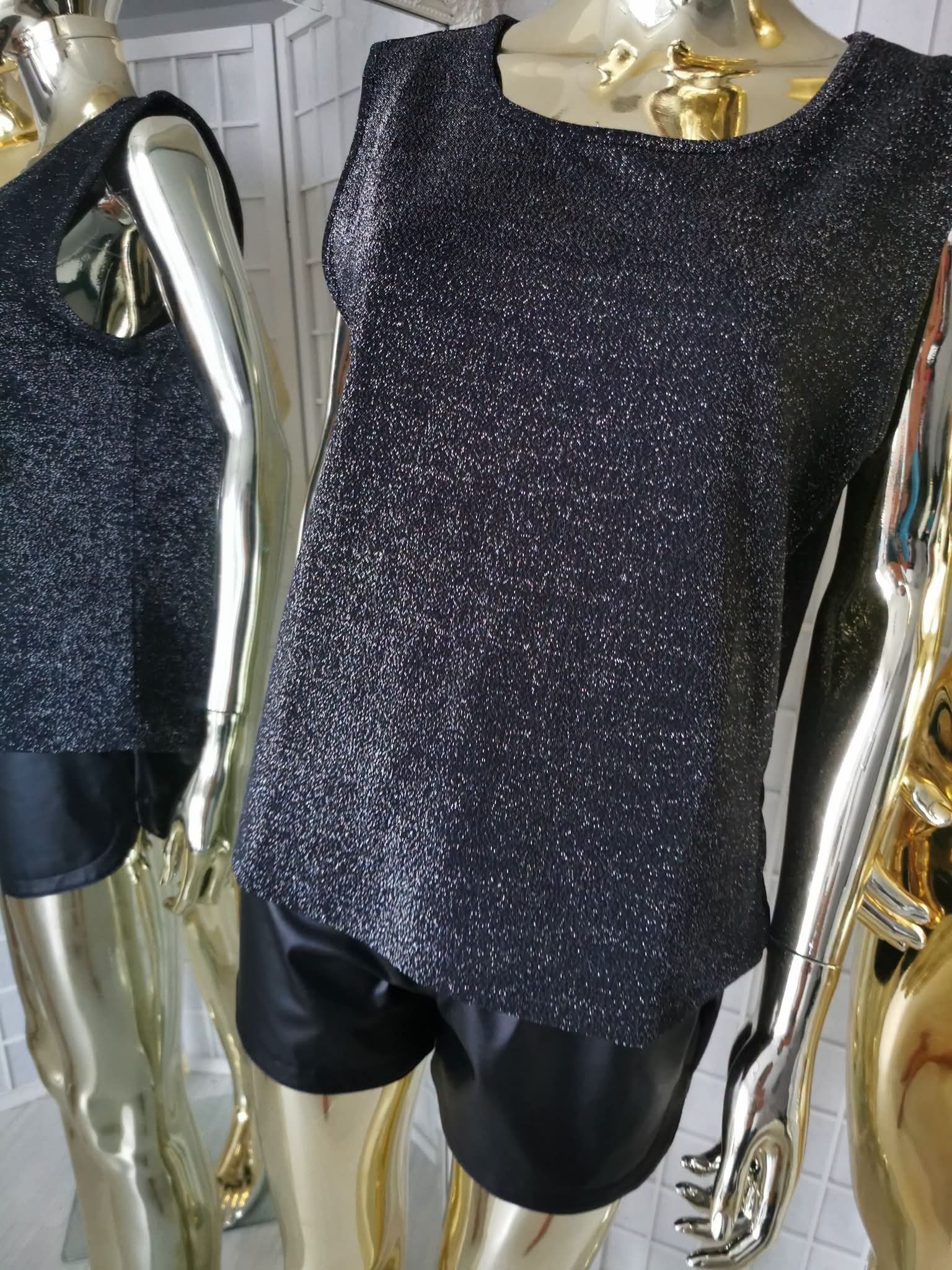 L/XL dydžio blizgi palaidinė be rankovių
