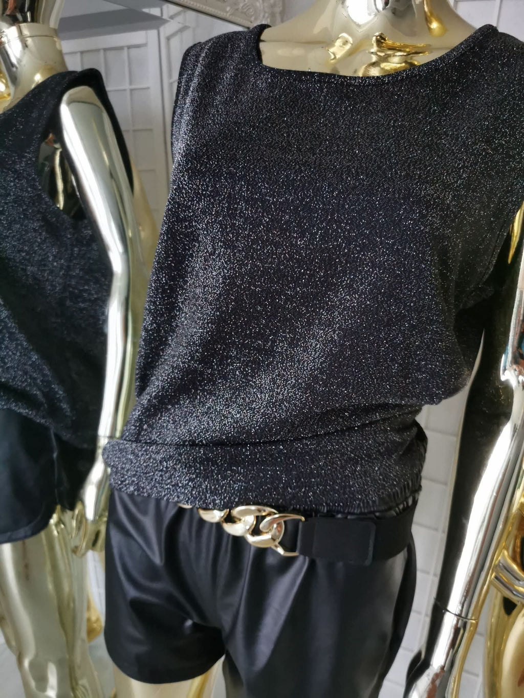 L/XL dydžio blizgi palaidinė be rankovių