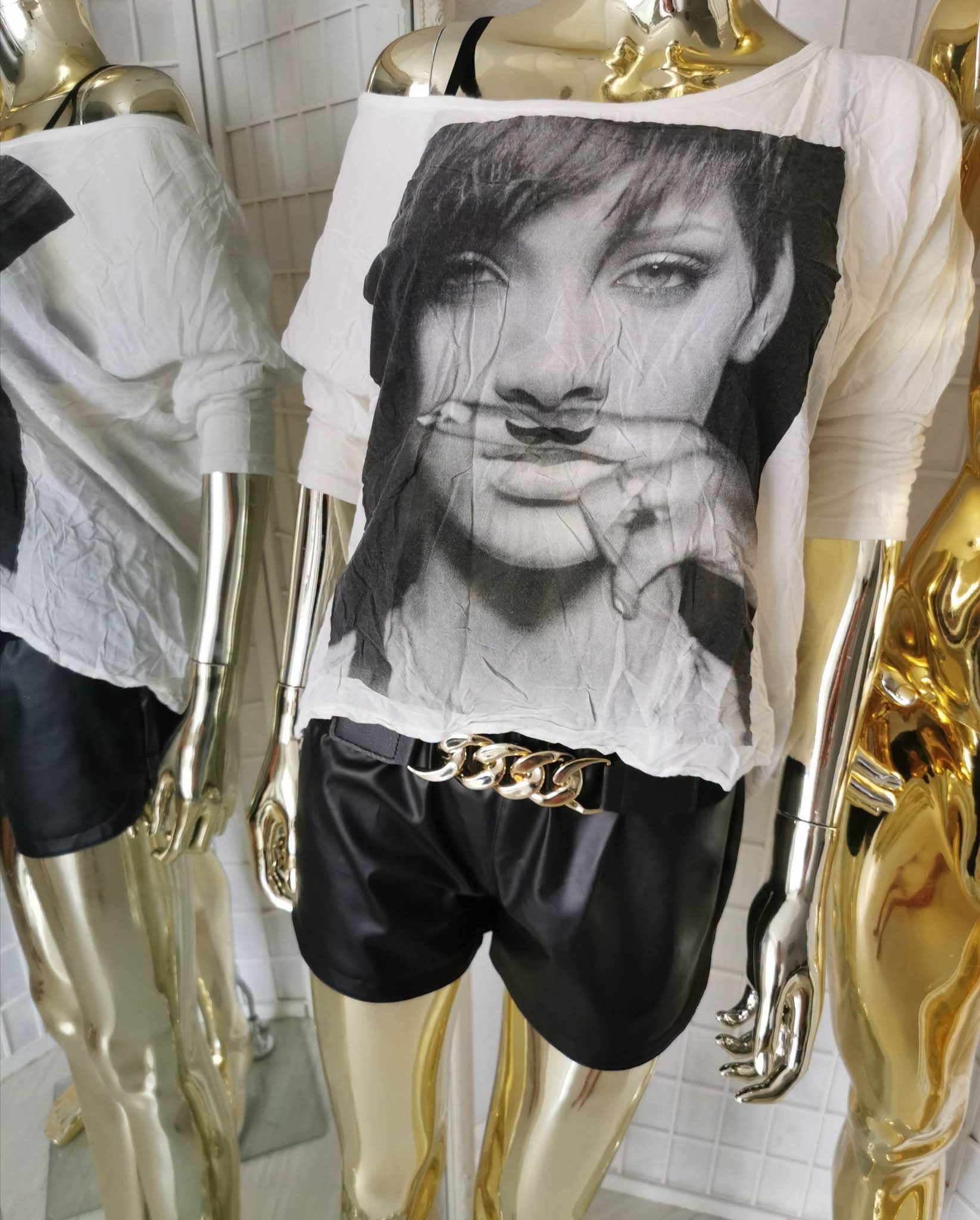 M/L dydžio balta palaidinė