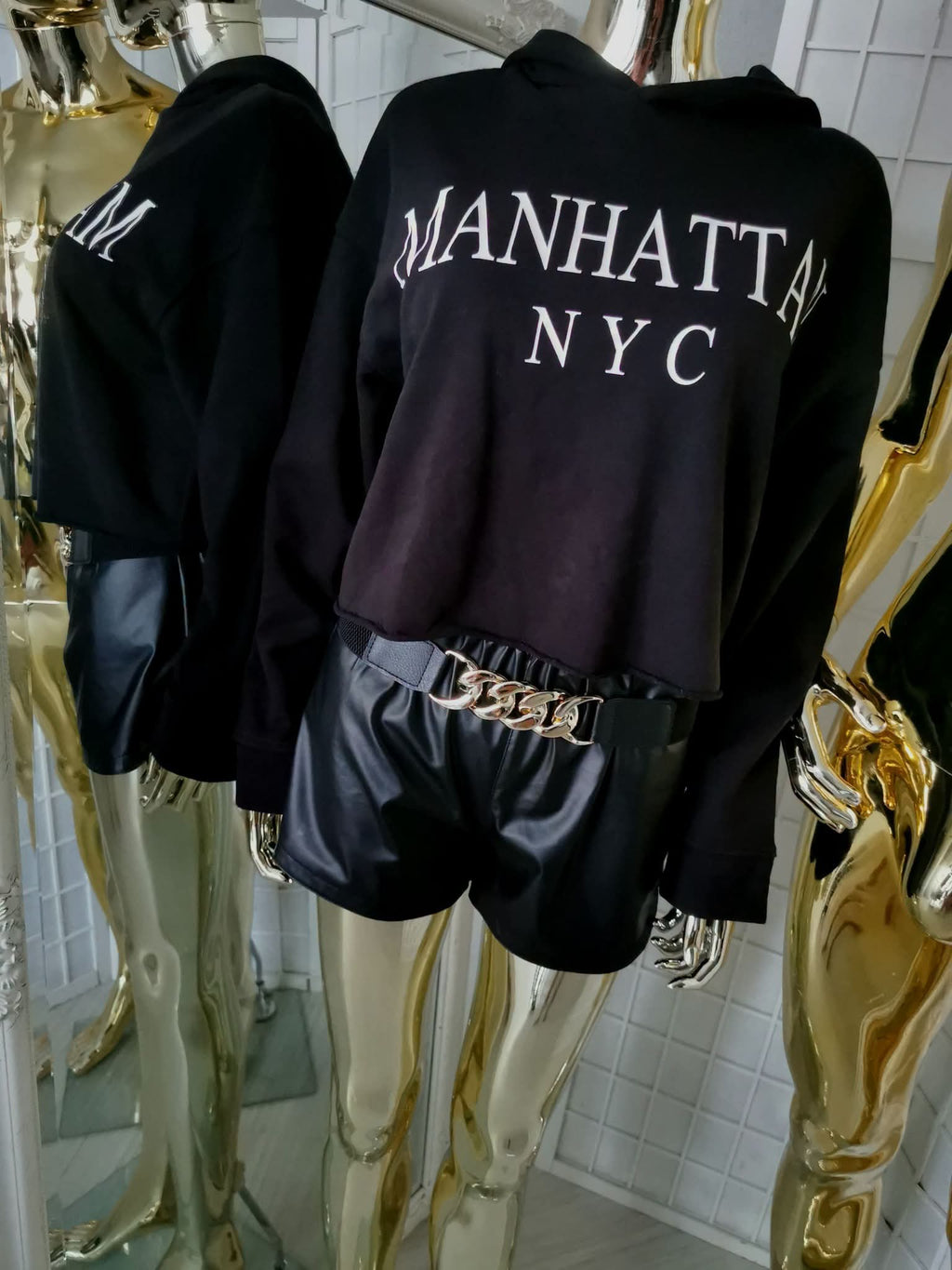 S dydžio stilingas juodas džemperis