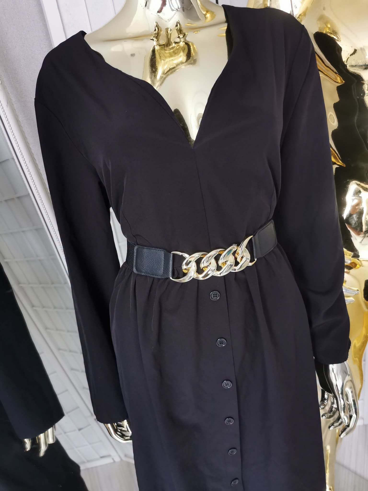 2XL dydžio juoda plius size suknelė