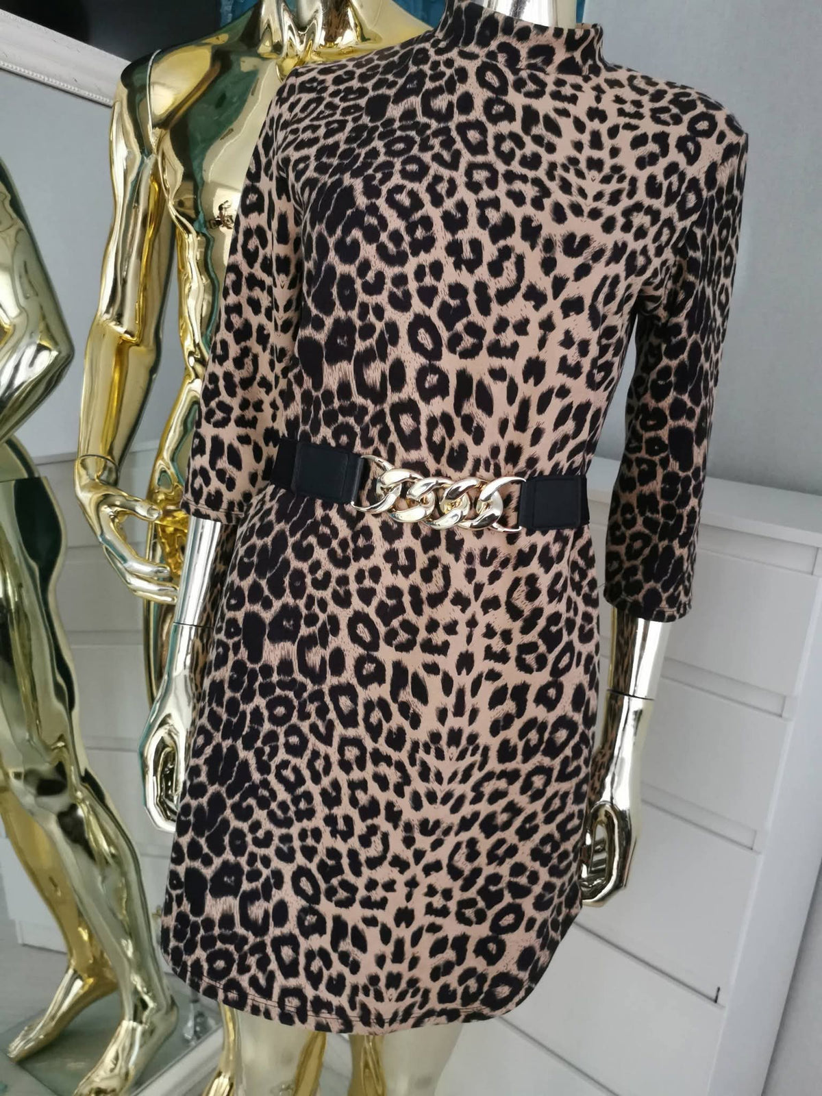 S/M dydžio leopardo rašto suknelė