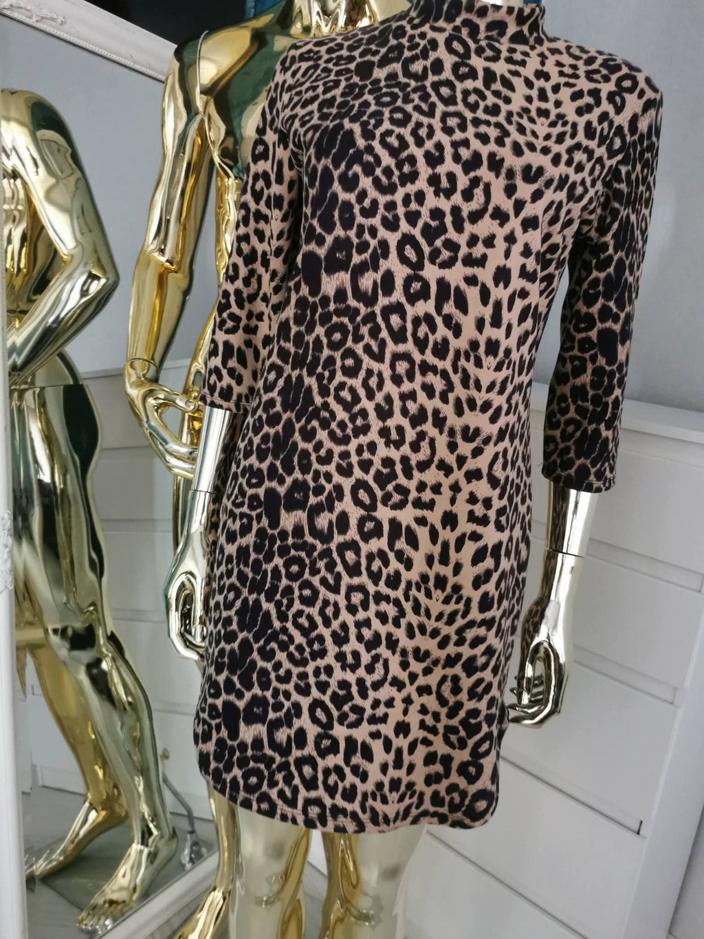 S/M dydžio leopardo rašto suknelė