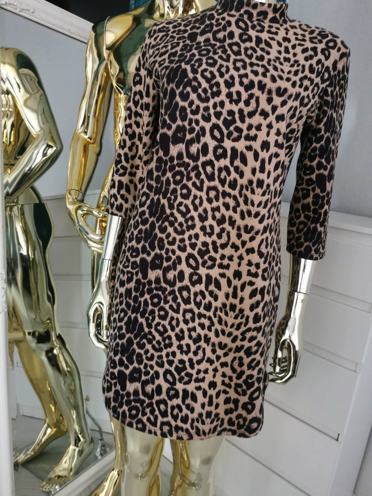 S/M dydžio leopardo rašto suknelė