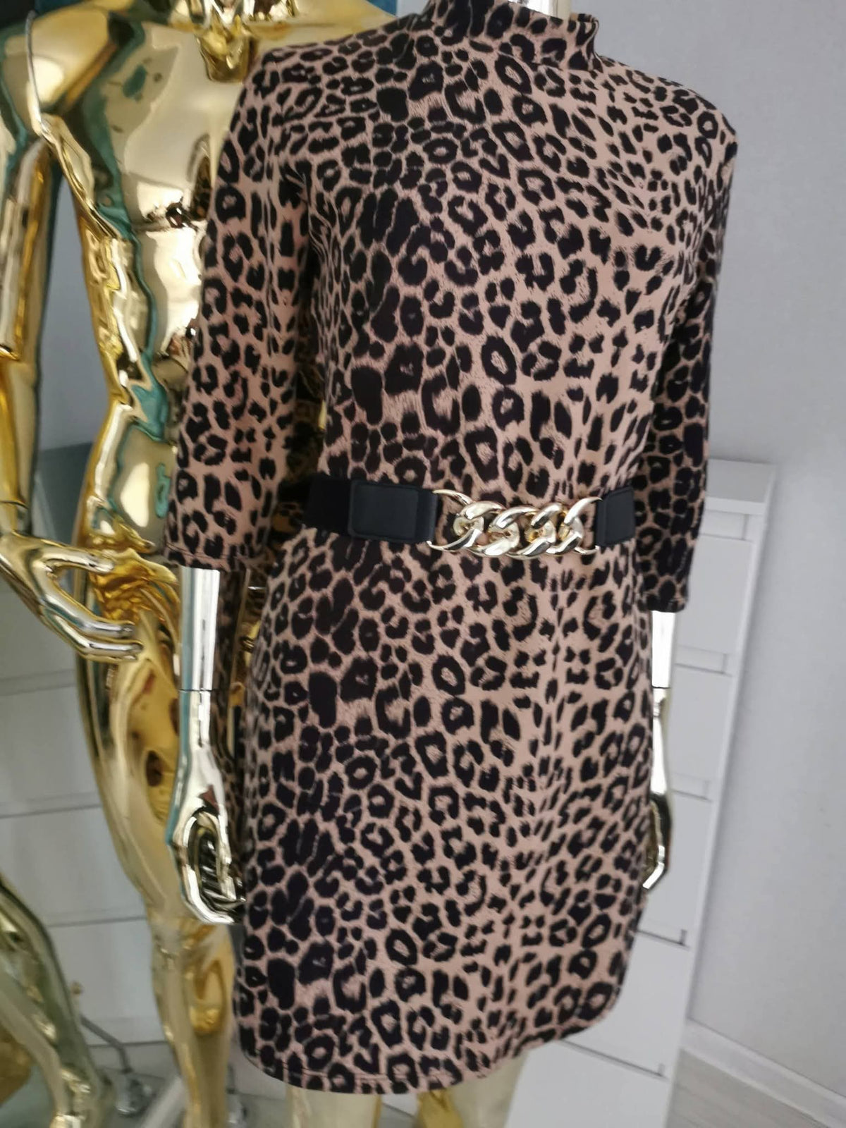 S/M dydžio leopardo rašto suknelė