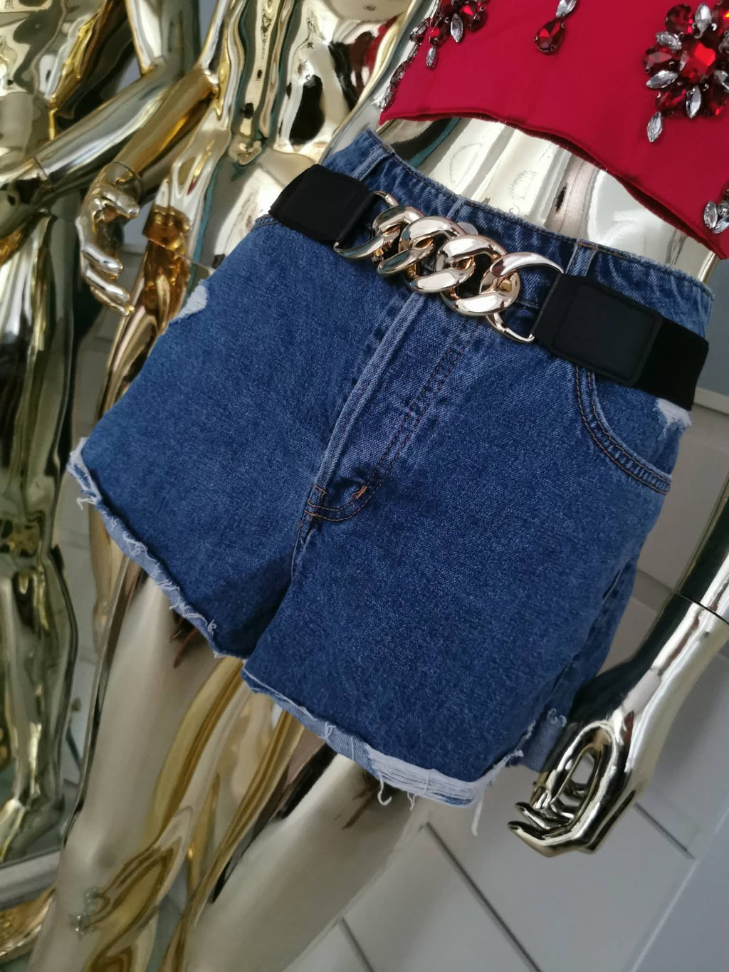 2XL dydžio tamsiai mėlyni džinsiniai šortai
