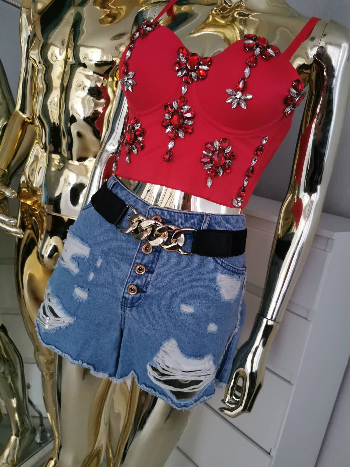 M/L dydžio šviesiai mėlyni džinsiniai šortai
