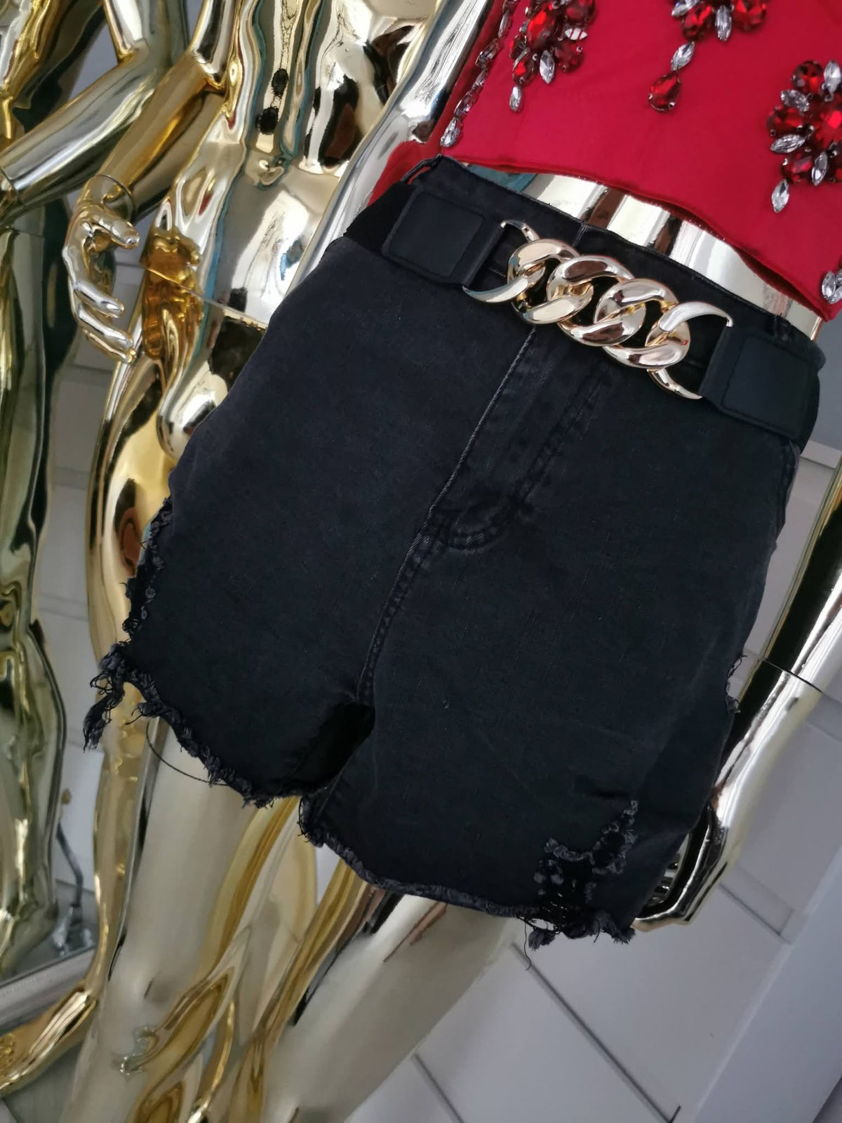 2XL dydžio moteriški juodi džinsiniai šortai
