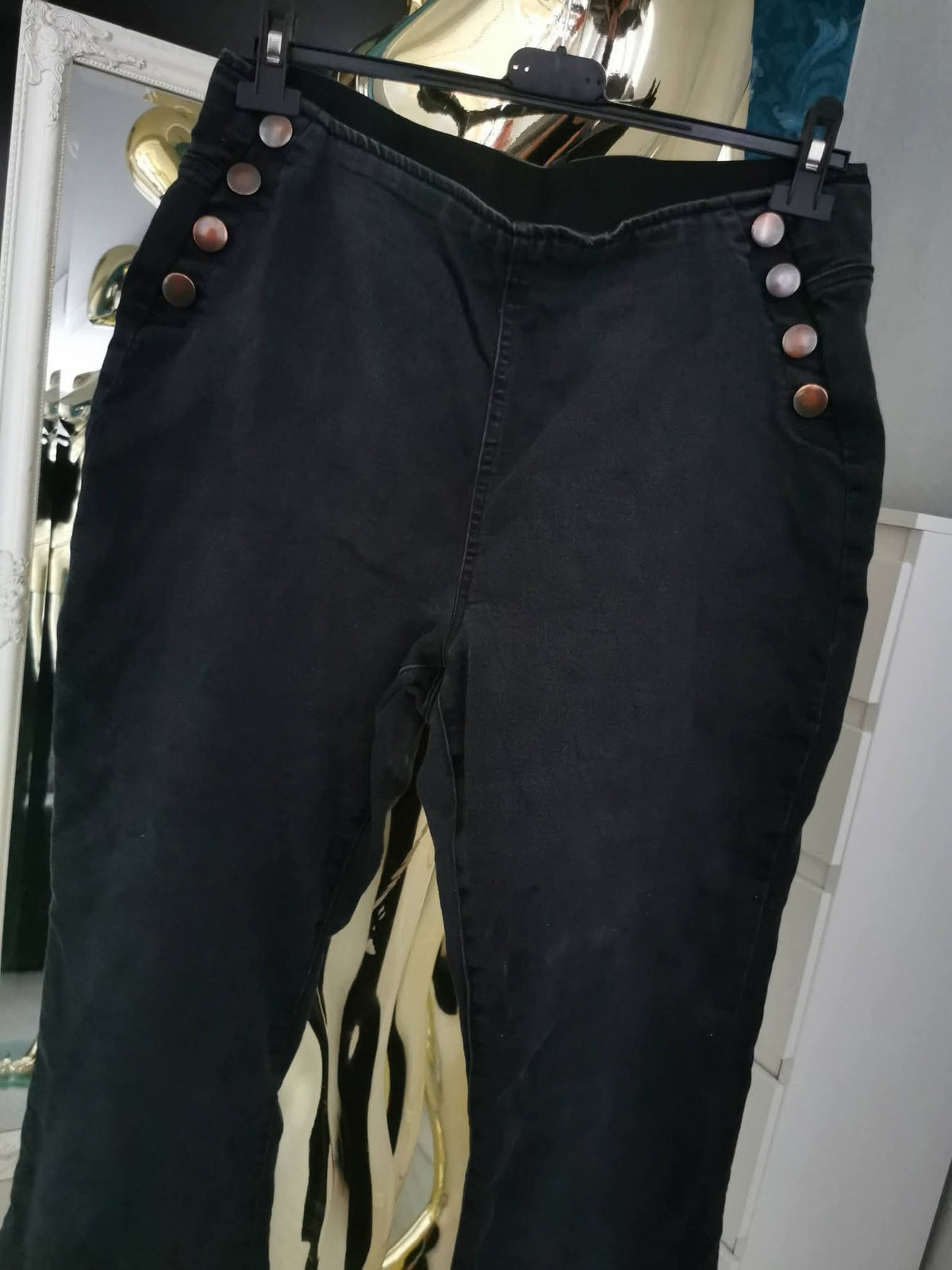 2XL dydžio kelnės su sagomis šonuose