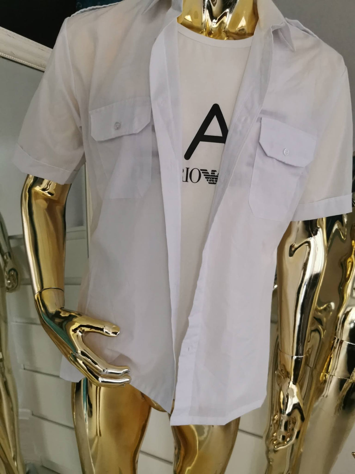 L/XL dydžio balti vyriški marškiniai