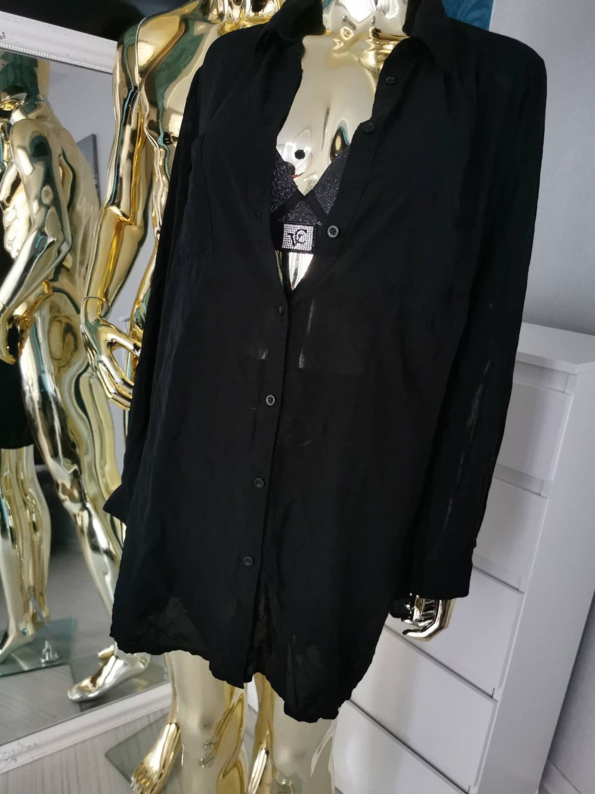 3XL/4XL dydžio juodi ilgi marškiniai
