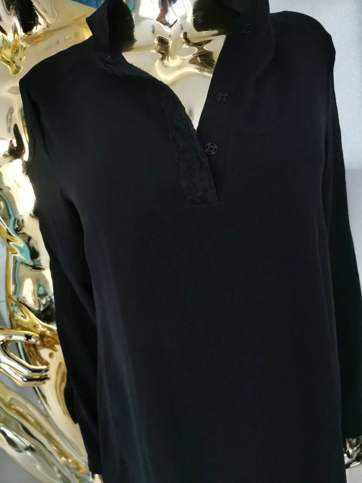 2XL dydžio juoda marškinių tipo tunika