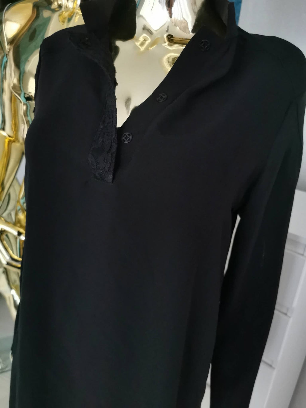 2XL dydžio juoda marškinių tipo tunika