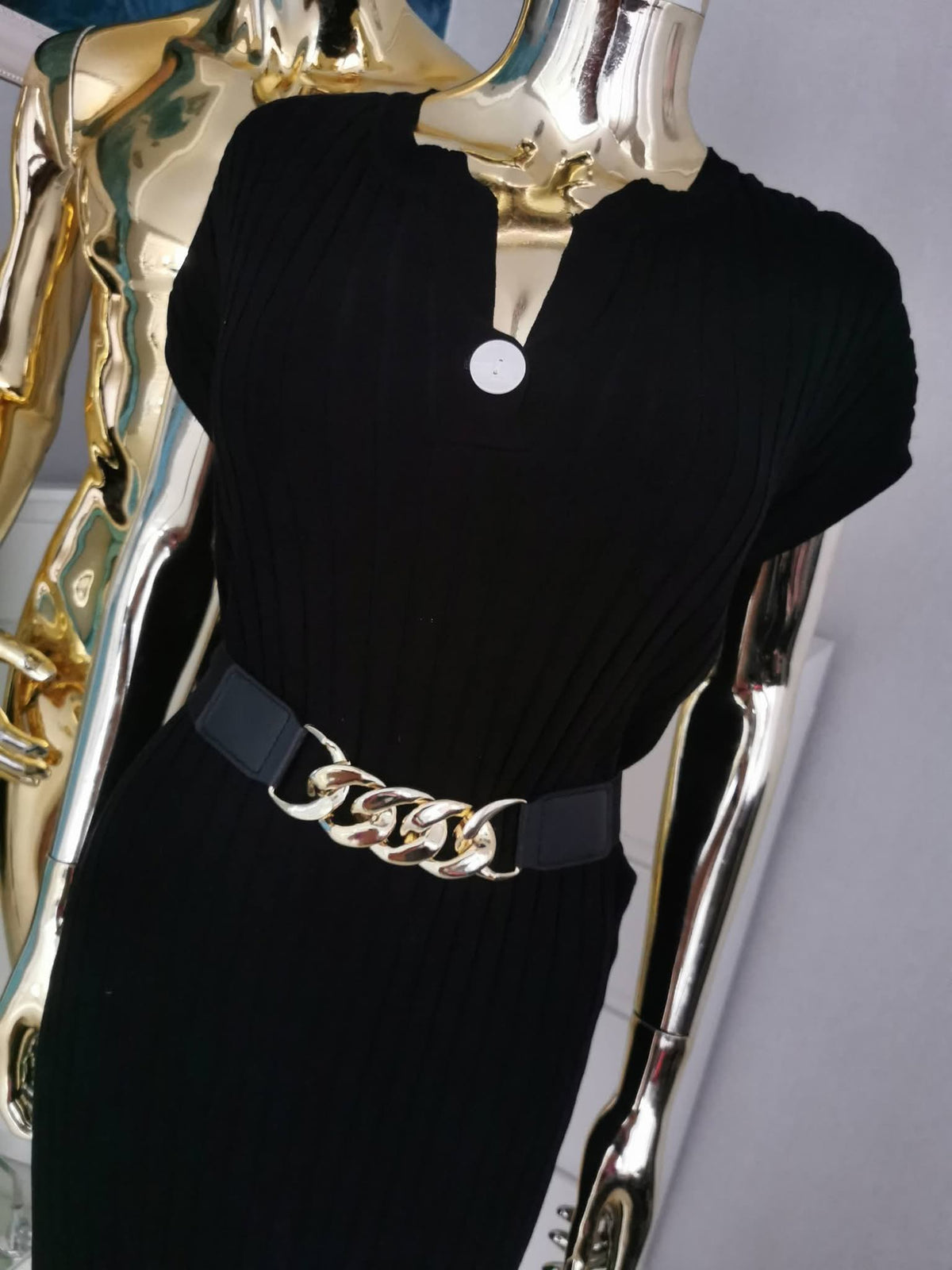 2XL/3XL juoda suknelė už kelių