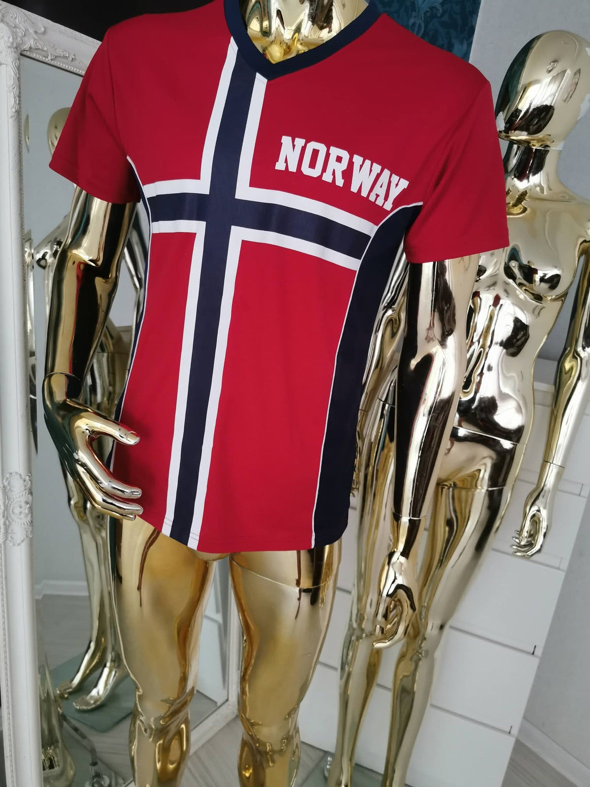 S dydžio raudoni ,,Norway" marškinėliai