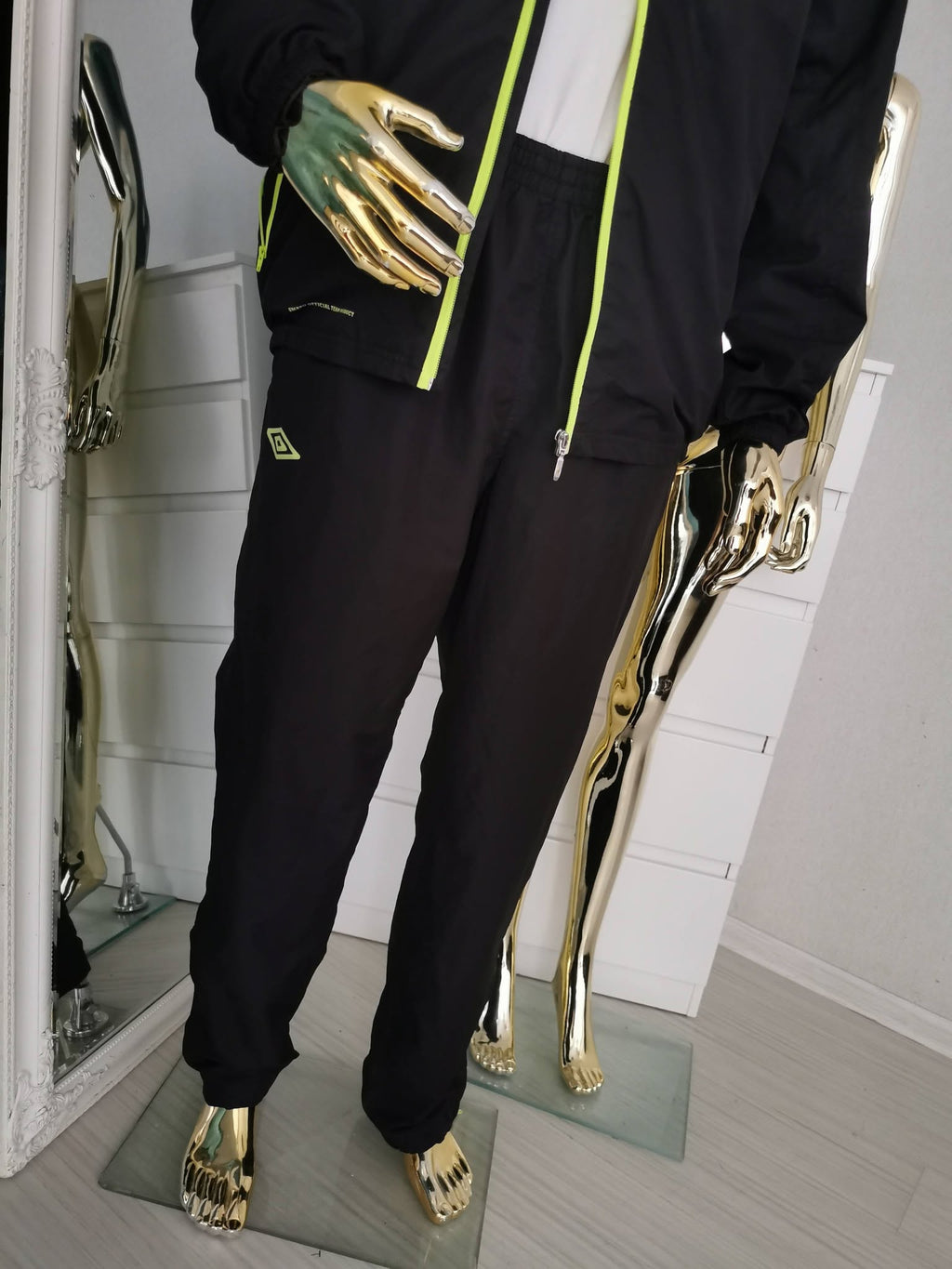 XL dydžio Umbro sportinis komplektas