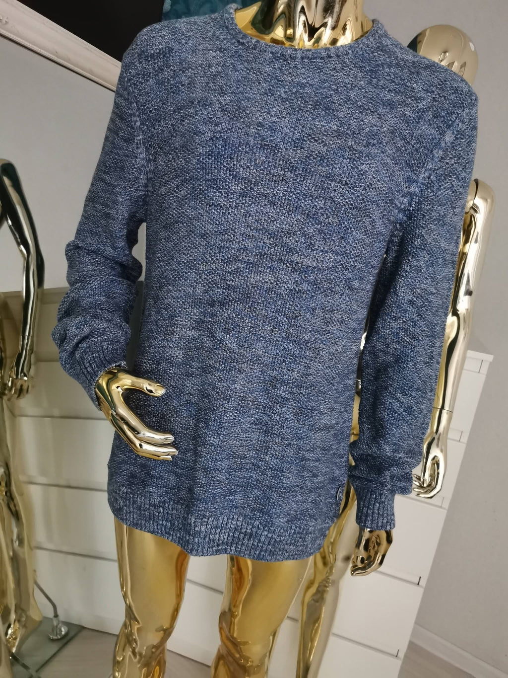 2XL dydžio mėlynas megztinis