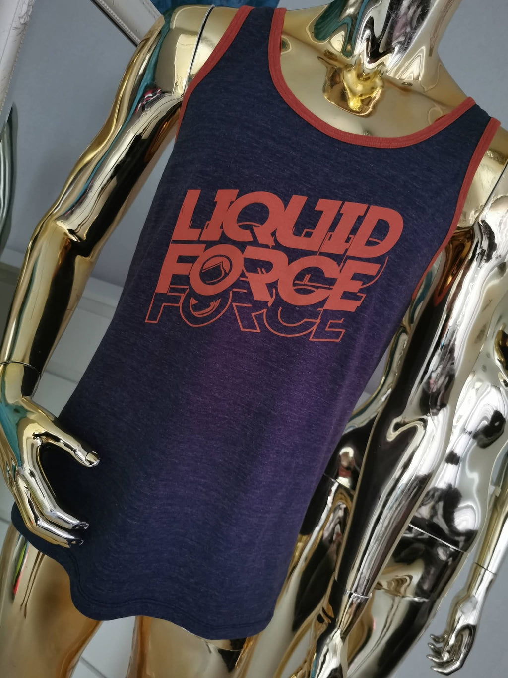 Vyriški berankoviai marškinėliai su užrašu „Liquid Force“ ( M dydis )