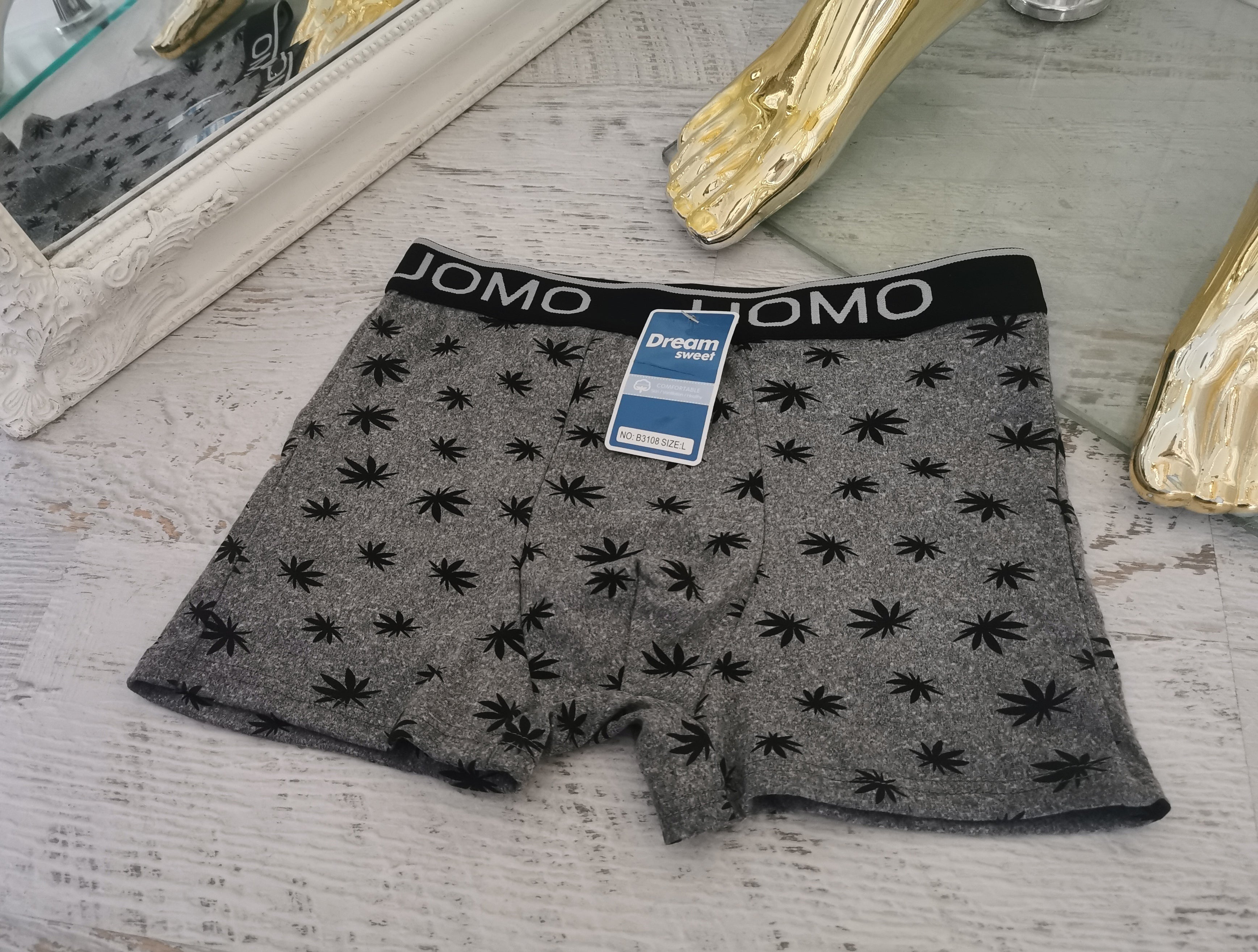 Pilki bokseriai su užrašu UOMO
