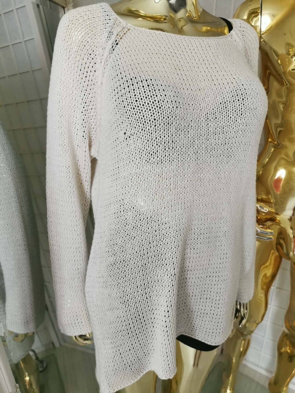 2XL dydžio kreminės spalvos megztukas